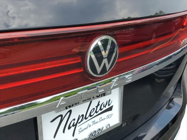 2025 Volkswagen Atlas - $24,900