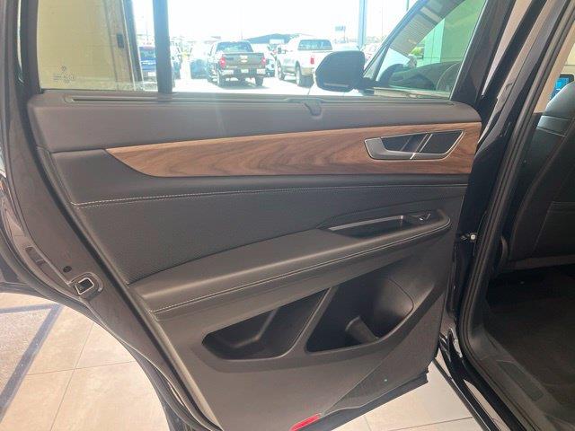 2025 Volkswagen Atlas - $25,738