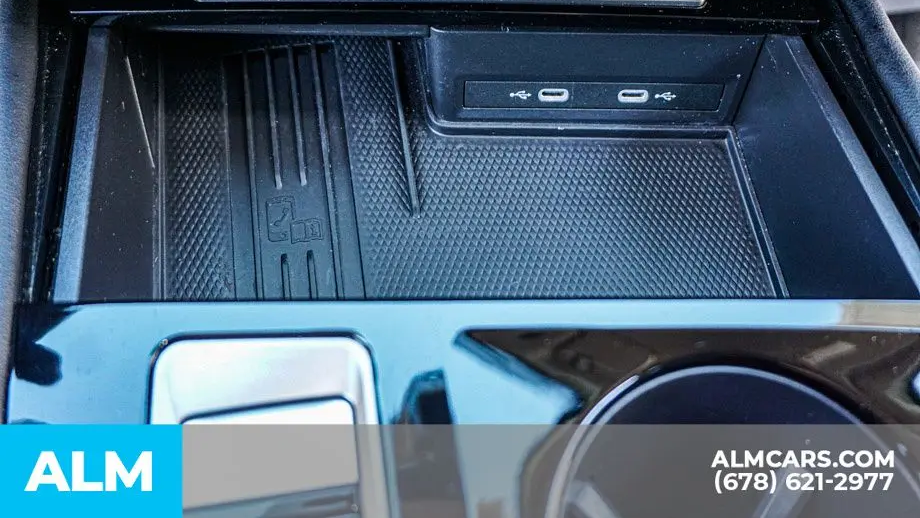 2025 Volkswagen Atlas SE