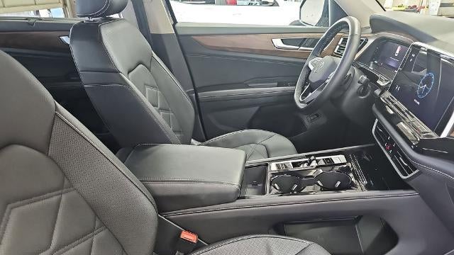 2025 Volkswagen Atlas SE