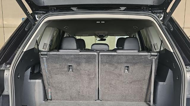 2025 Volkswagen Atlas SE
