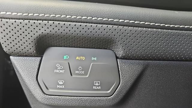 2025 Volkswagen Atlas SE