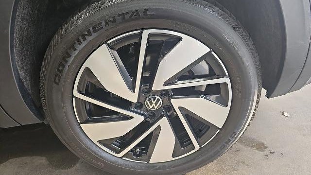 2025 Volkswagen Atlas SE