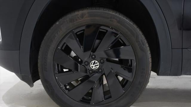 2025 Volkswagen Atlas SE