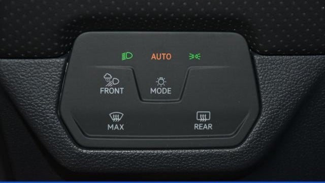 2025 Volkswagen Atlas SE