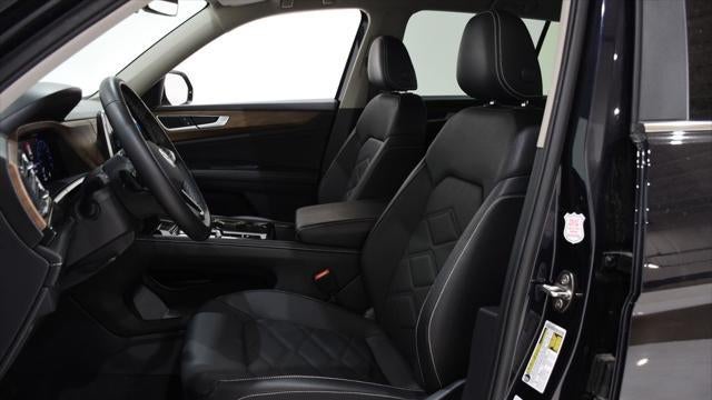 2025 Volkswagen Atlas SE