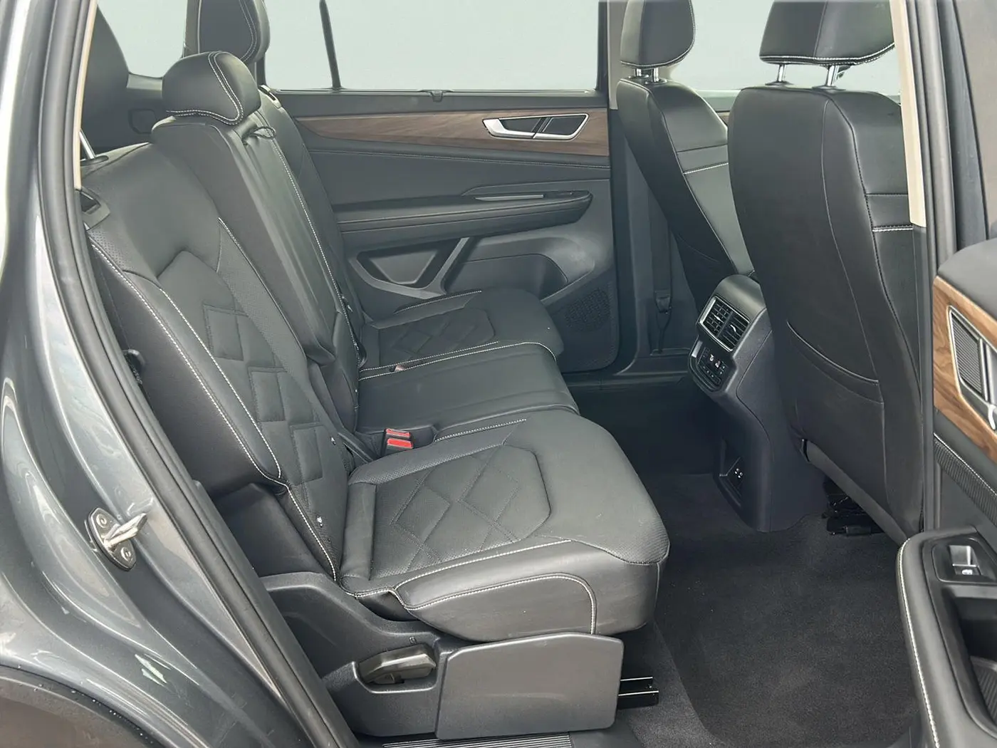 2025 Volkswagen Atlas - $28,915
