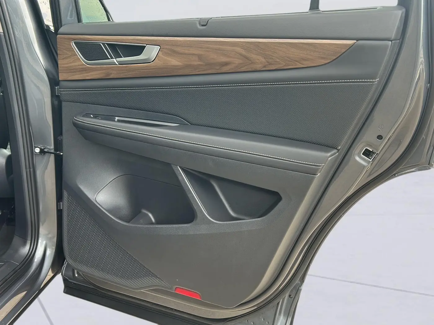2025 Volkswagen Atlas - $28,915
