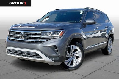 Photo of a 2021 Volkswagen Atlas V6 SE 4DR SUV W/Technology (midyear Release) for sale