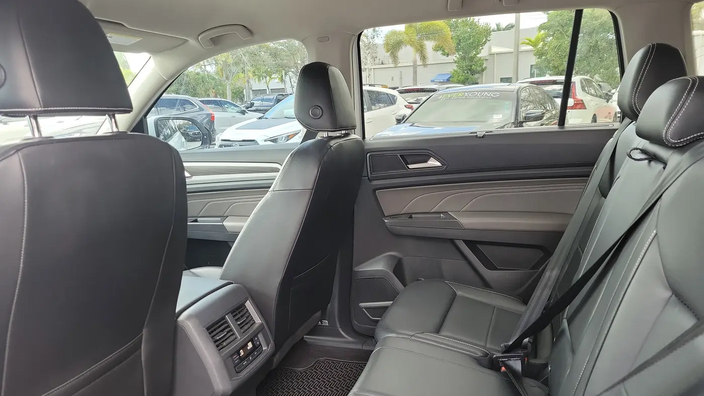 2022 Volkswagen Atlas V6 SE