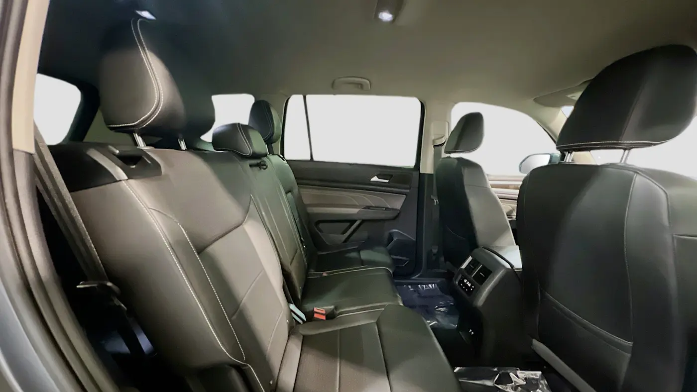 2023 Volkswagen Atlas V6 SE