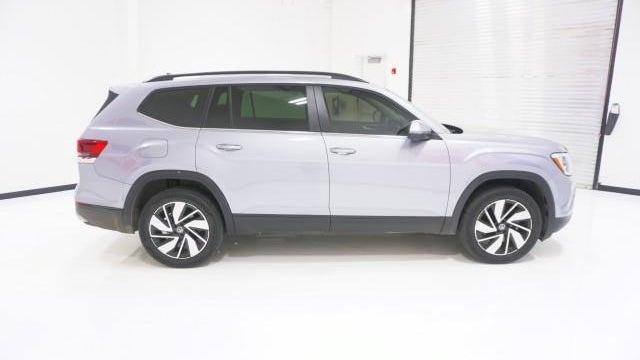 2024 Volkswagen Atlas SE