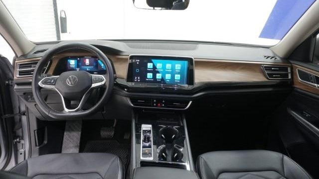 2024 Volkswagen Atlas SE