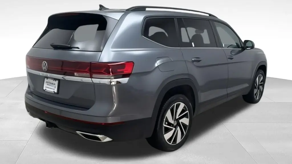 2024 Volkswagen Atlas SE