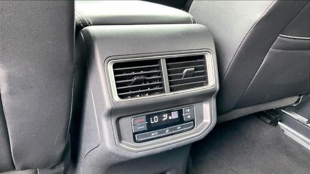 2024 Volkswagen Atlas SE