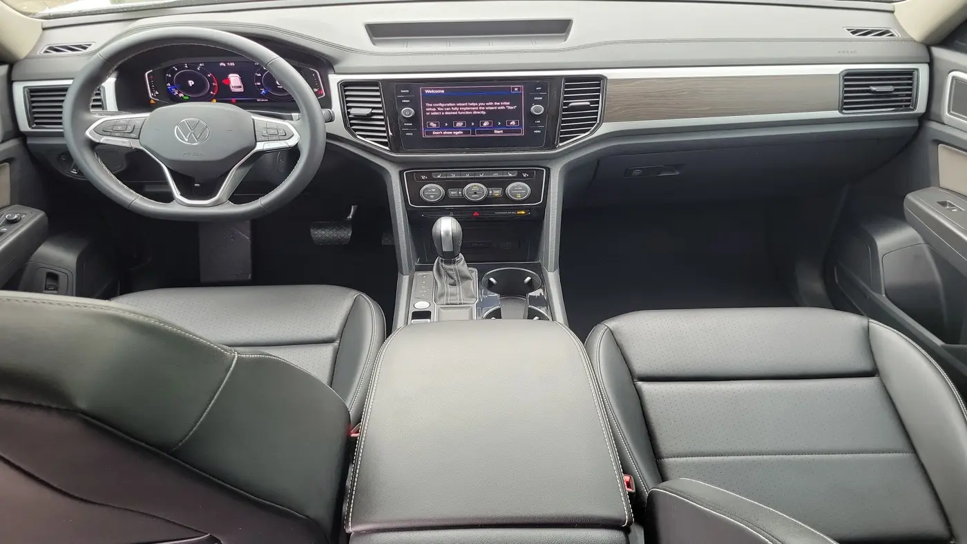 2023 Volkswagen Atlas V6 SE
