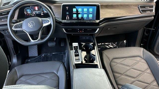 2024 Volkswagen Atlas SE