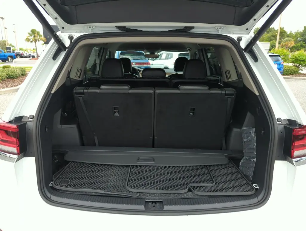 2024 Volkswagen Atlas - $30,946