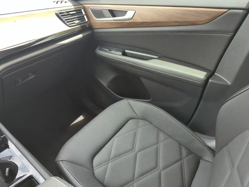 2024 Volkswagen Atlas - $30,946
