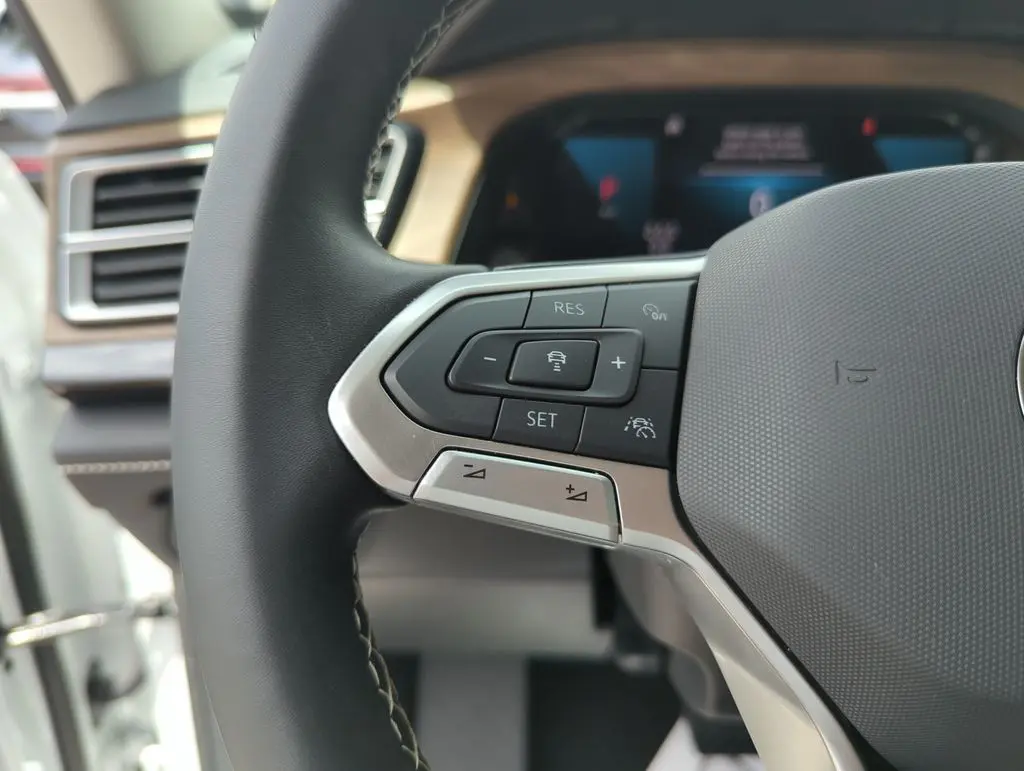 2024 Volkswagen Atlas - $30,946