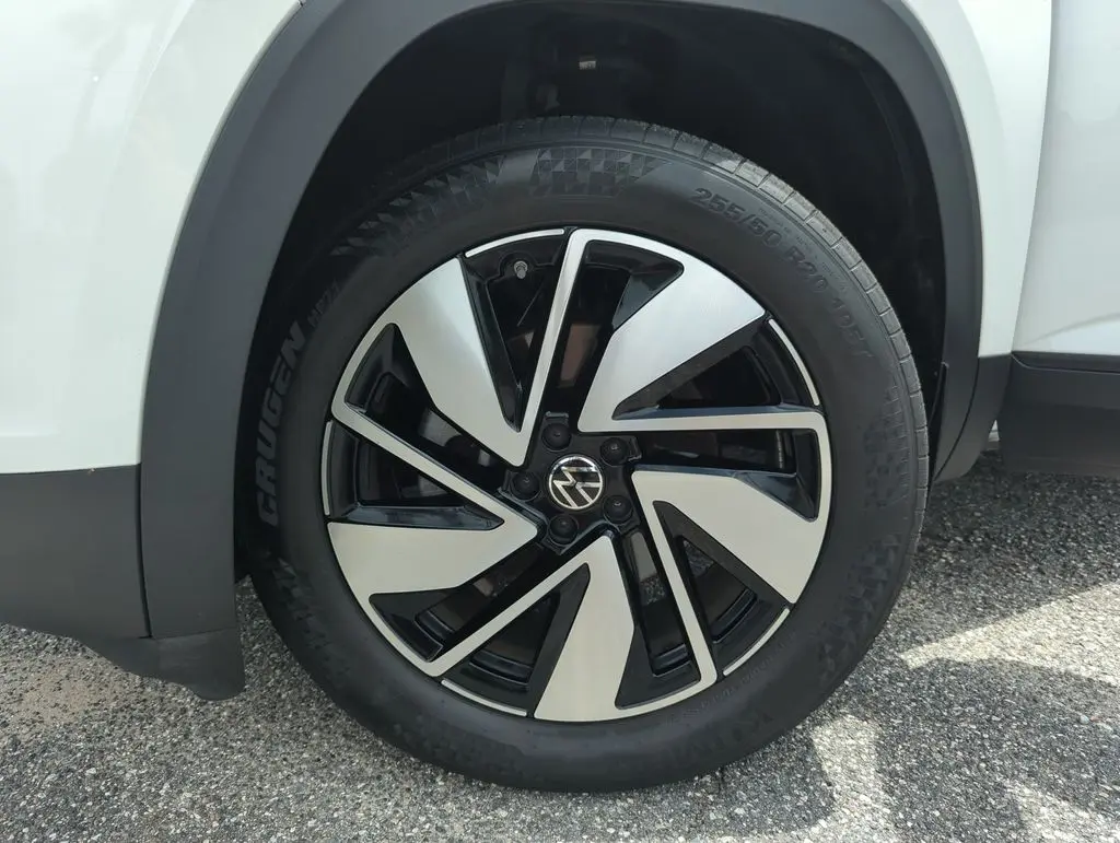 2024 Volkswagen Atlas - $30,946