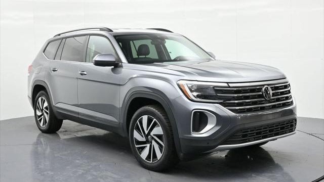 2025 Volkswagen Atlas SE