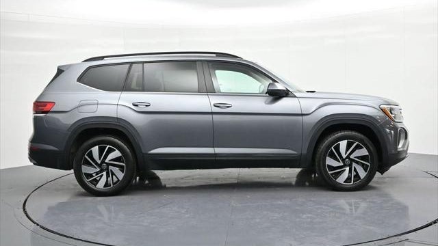 2025 Volkswagen Atlas SE