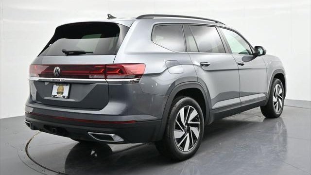 2025 Volkswagen Atlas SE