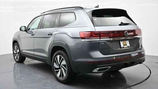 2025 Volkswagen Atlas SE
