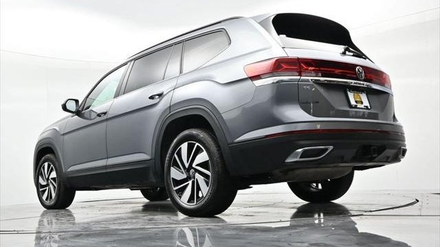2025 Volkswagen Atlas SE