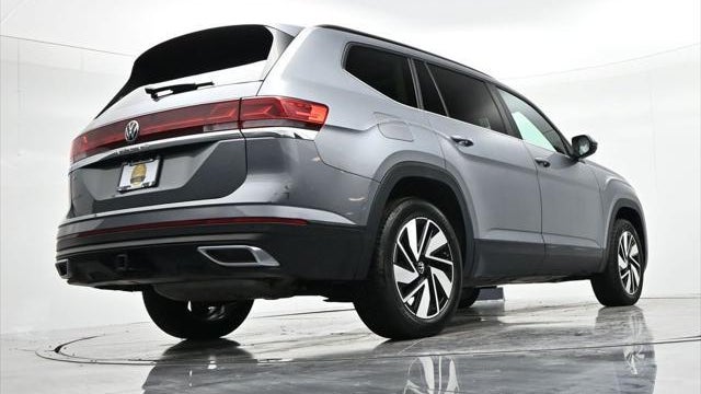 2025 Volkswagen Atlas SE