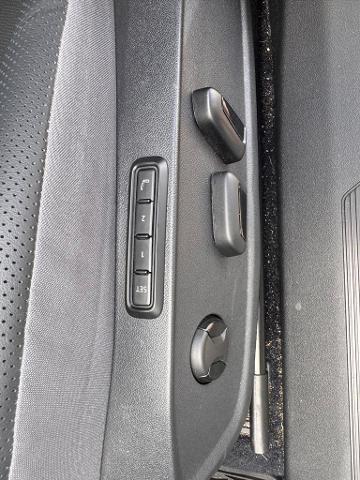 2025 Volkswagen Id.4 - $34,998