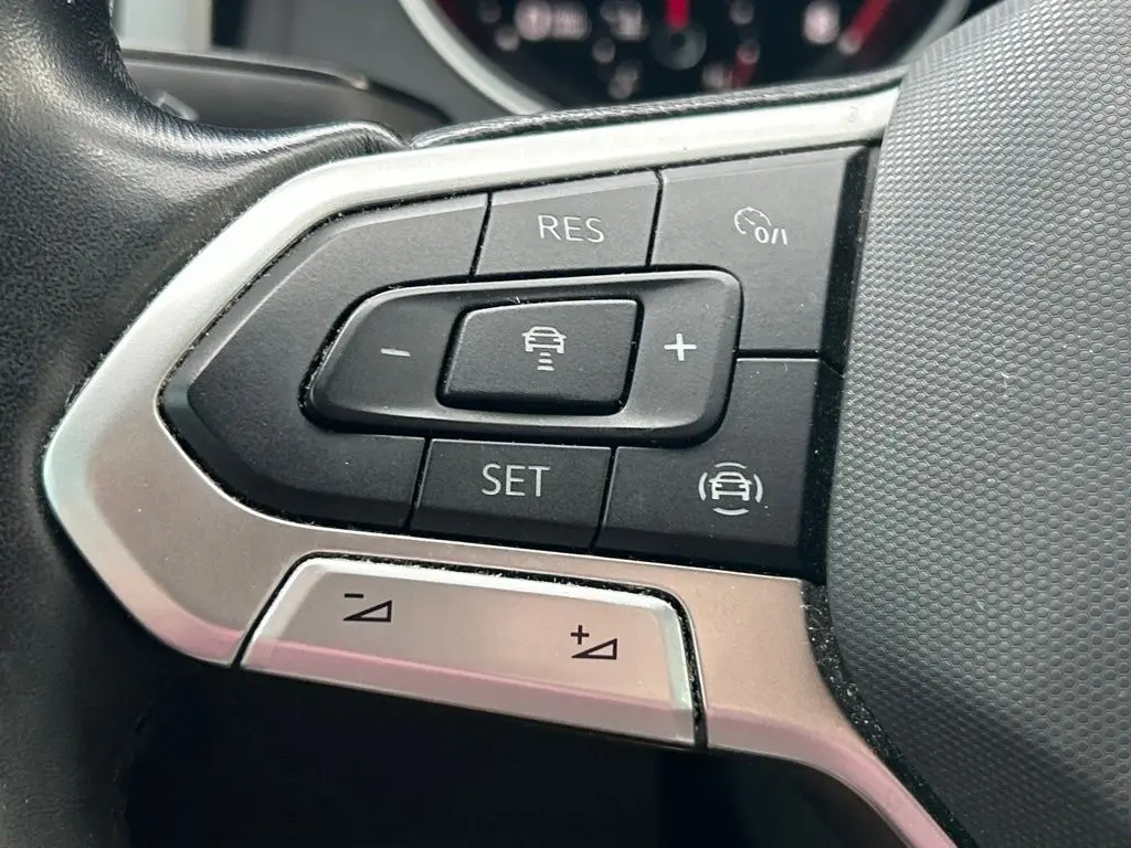 2020 Volkswagen Atlas - $20,235