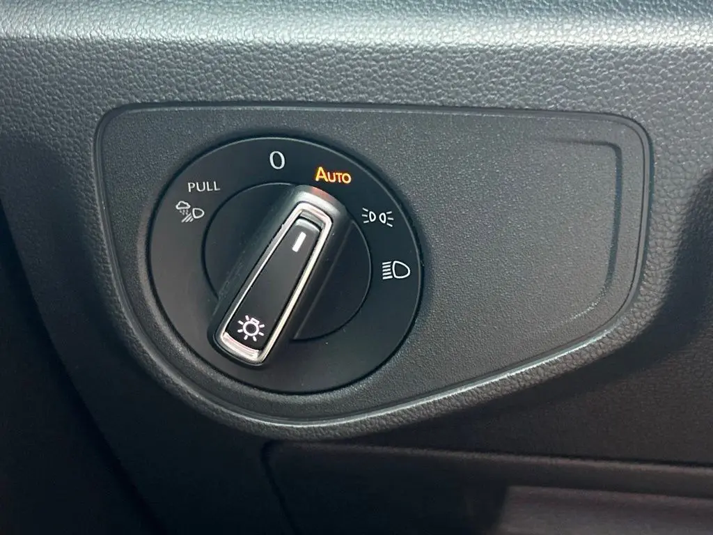2020 Volkswagen Atlas - $20,235