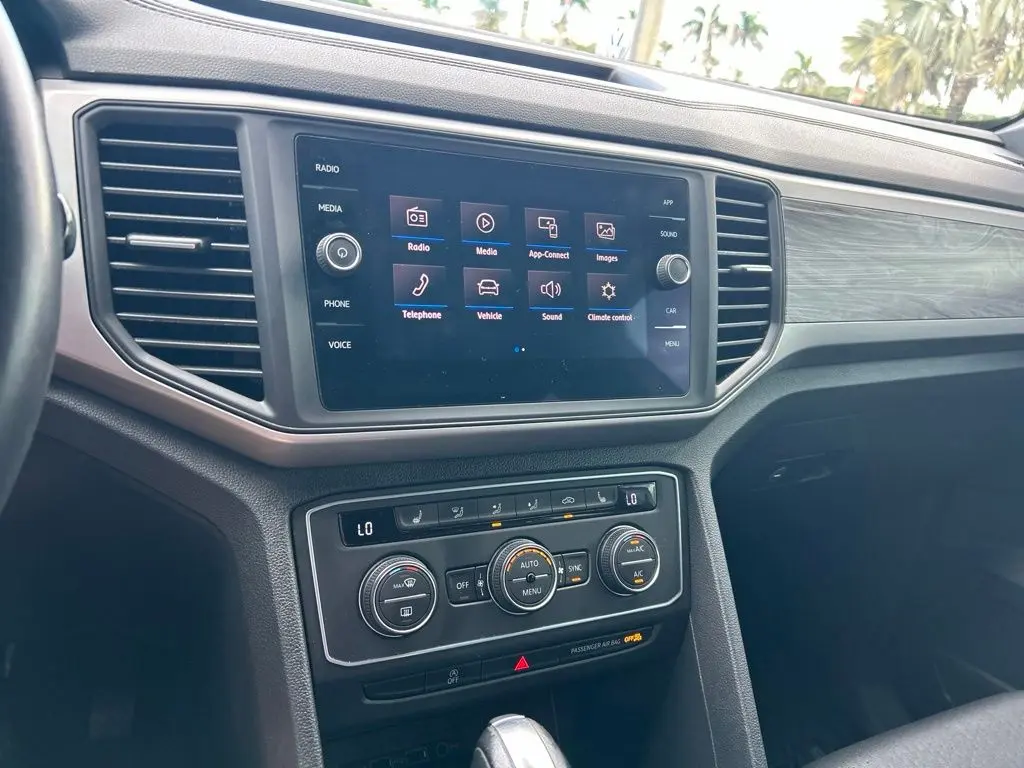 2020 Volkswagen Atlas - $20,235
