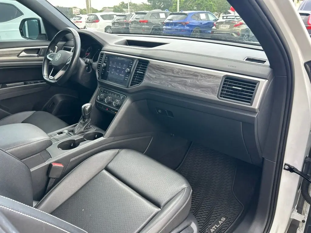 2020 Volkswagen Atlas - $20,235