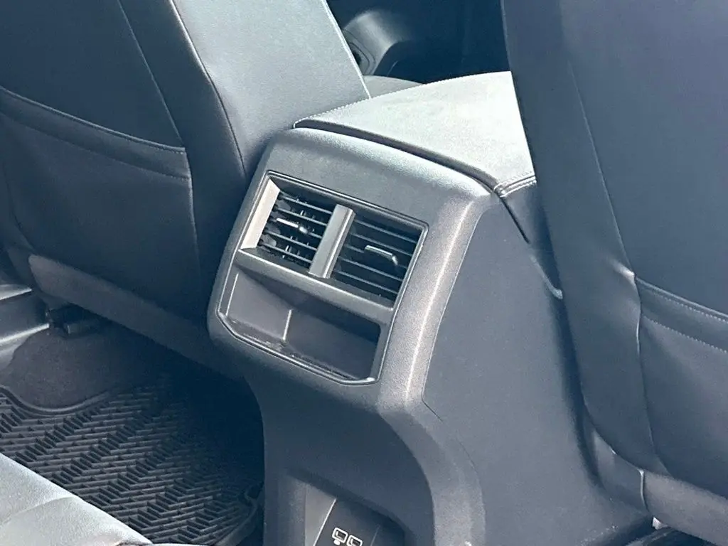 2020 Volkswagen Atlas - $20,235