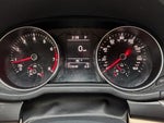 2018 Passat Thumbnail 15