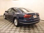 2018 Passat Thumbnail 6