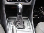 2018 Passat Thumbnail 12