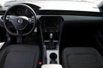 2021 Passat Thumbnail 16