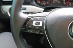 2021 Passat Thumbnail 19