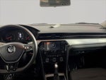 2021 Passat Thumbnail 9