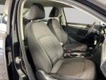 2021 Passat Thumbnail 27