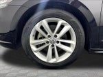 2021 Passat Thumbnail 32