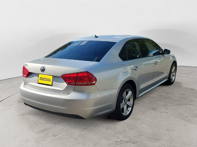 2013 Volkswagen Passat - $7,489
