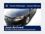 2014 Passat Thumbnail 1