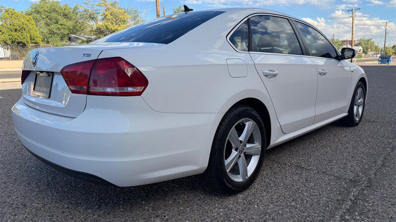 2015 Volkswagen Passat 1.8T Limited Edition