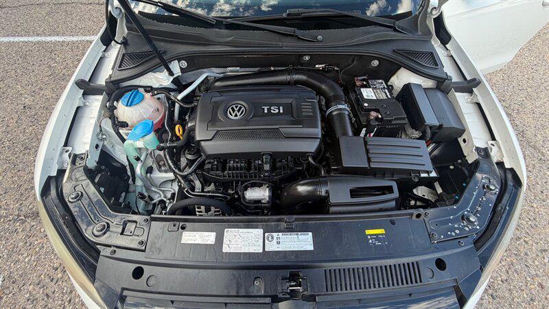 2015 Volkswagen Passat 1.8T Limited Edition