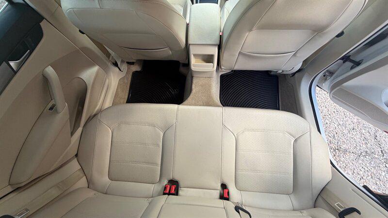 2015 Volkswagen Passat 1.8T Limited Edition